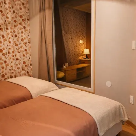 Le Colibri-appartement 4 Personnes Centre Aix Les Bains * Aix-les-Bains